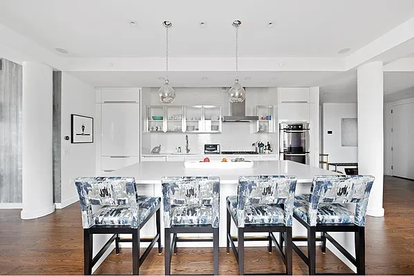 Rented by Liss Real Estate Group LLC | media 10