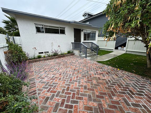 3rd image of 4751 Utah St