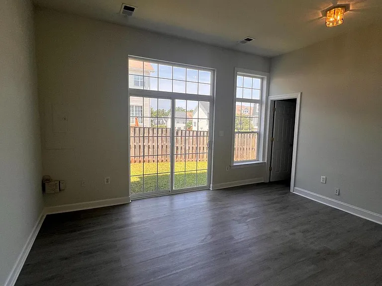 8234 Glade Bank Dr — Photo 20