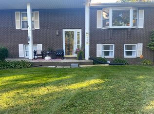 416 Mount Pleasant St NW, Clinton, OH 44216
