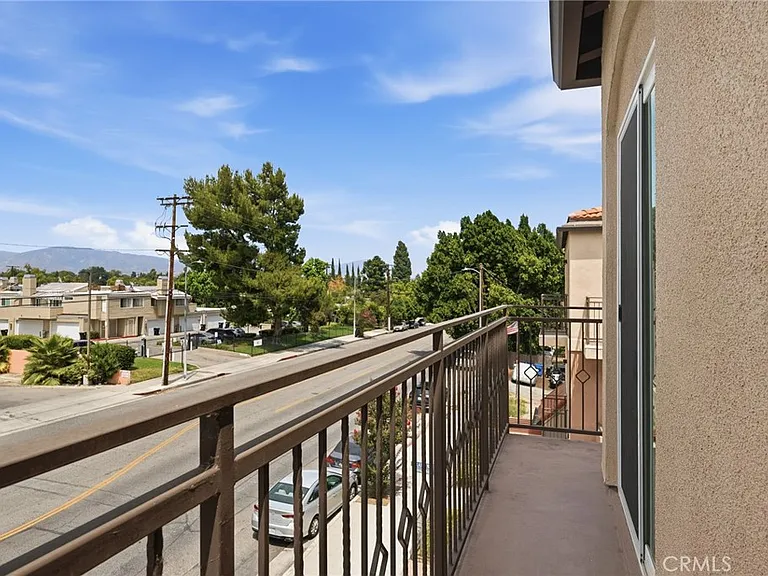 15340 Lassen St — Photo 23