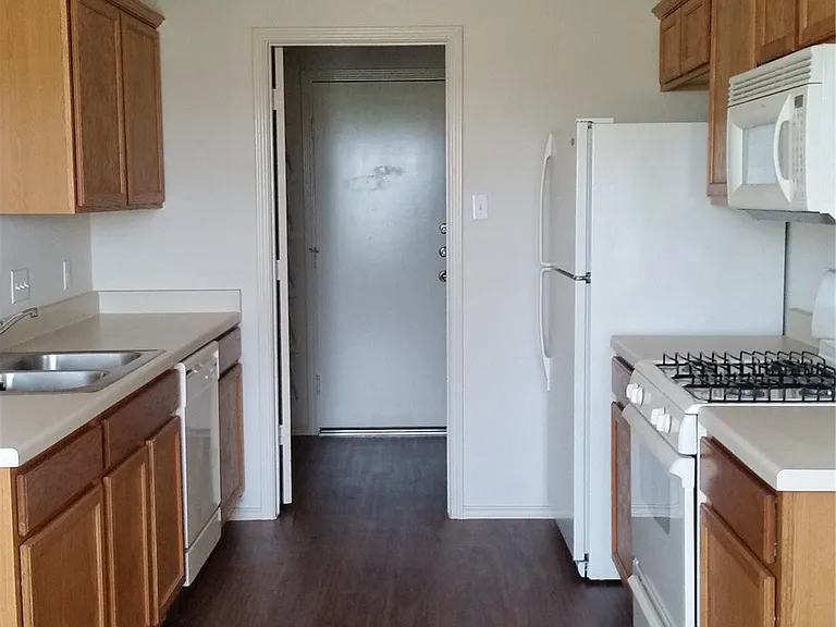 1324 Peppermint Trl — Photo 15