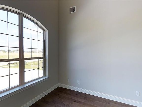 3rd image of 7516 Clear Rapids Dr