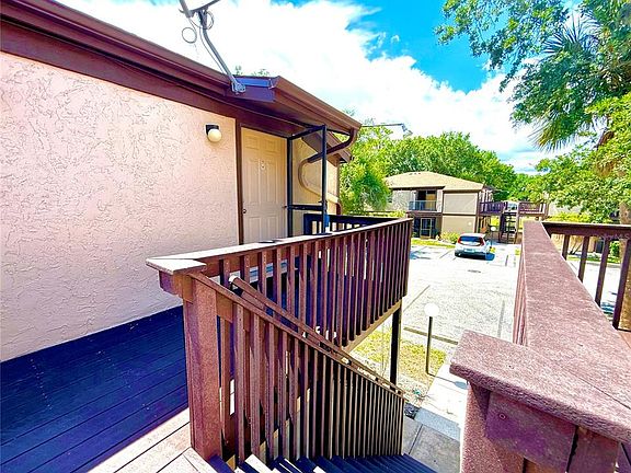 5th image of 4022 BEAVER LANE #1000H