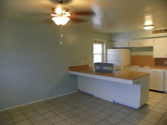 5th image of 1258 E Marilyn Ave