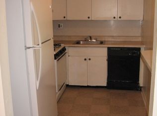 902 Arborwood, Clementon, NJ 08021