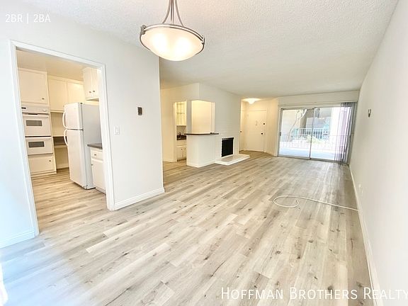 2nd image of 11926 Montana Ave #3