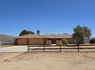 10883 Milpas Dr, Apple Valley, CA 92308