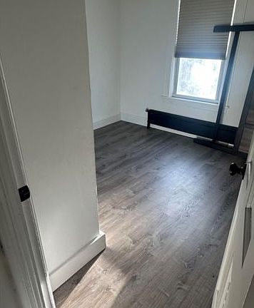 3rd image of 86-44 104th St