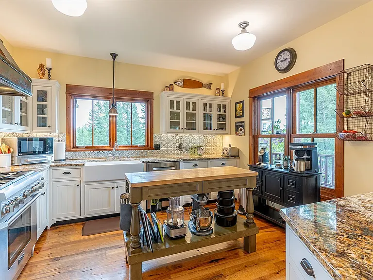 6710 Farm To Market Rd — Photo 15