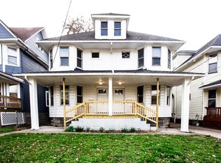 1366 Thoreau Rd, Lakewood, OH 44107