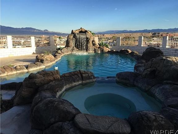 3rd image of 2676 Avenida Grande