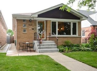 7520 N Osceola Ave, Chicago, IL 60631