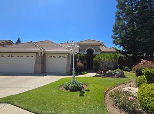 3018 Coventry Ave, Clovis, CA 93611