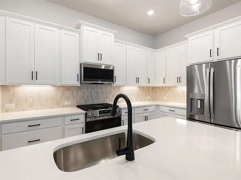 140 Cibolo Creek Loop — Photo 15
