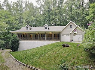 44 Turnpike Rdg, Candler, NC 28715