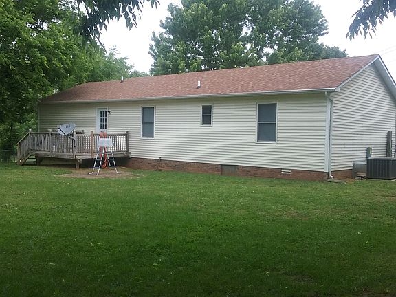 3rd image of 143 Lilian Dr