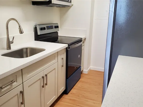 1137 Wilder Ave APT 1203, Honolulu, HI 96822