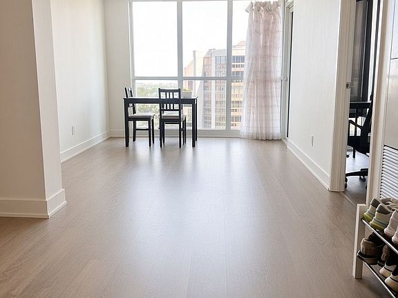 3rd image of 88 Sheppard Ave E #1211