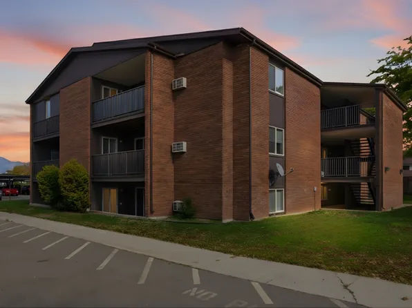 4642 S 1900th St W #41, Roy, UT 84067