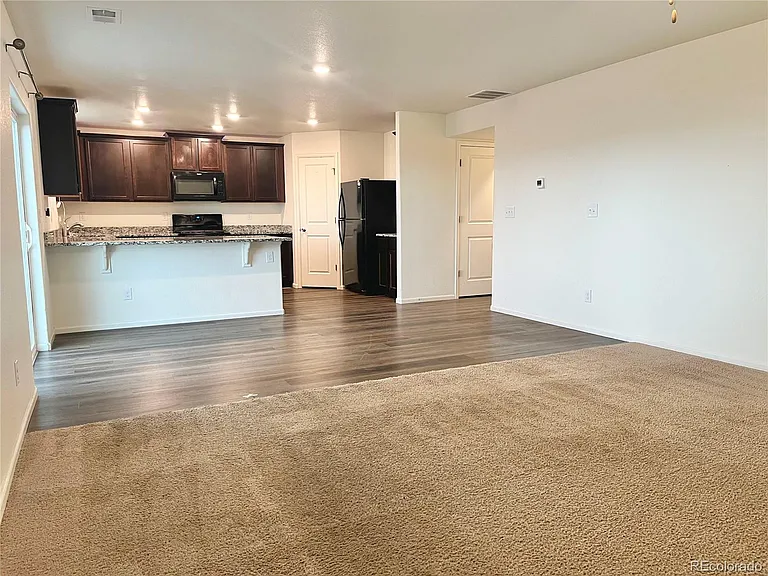 47360 Lilac Ave — Photo 8