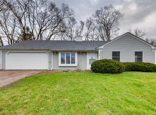 26 Aldon Rd, Montgomery, IL 60538