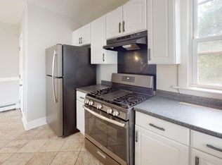 27 Greenhood St #2, Dedham, MA 02026