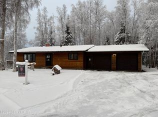 16760 Eagle River Rd, Eagle River, AK 99577