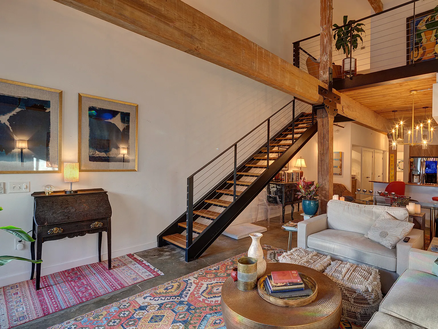 1 bed, 1.5 bath, 1240 sqft, $1,995 — Photo 2