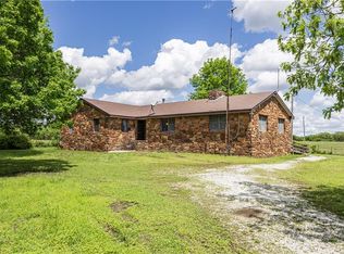 818 Road 21, Sedan, KS 67361
