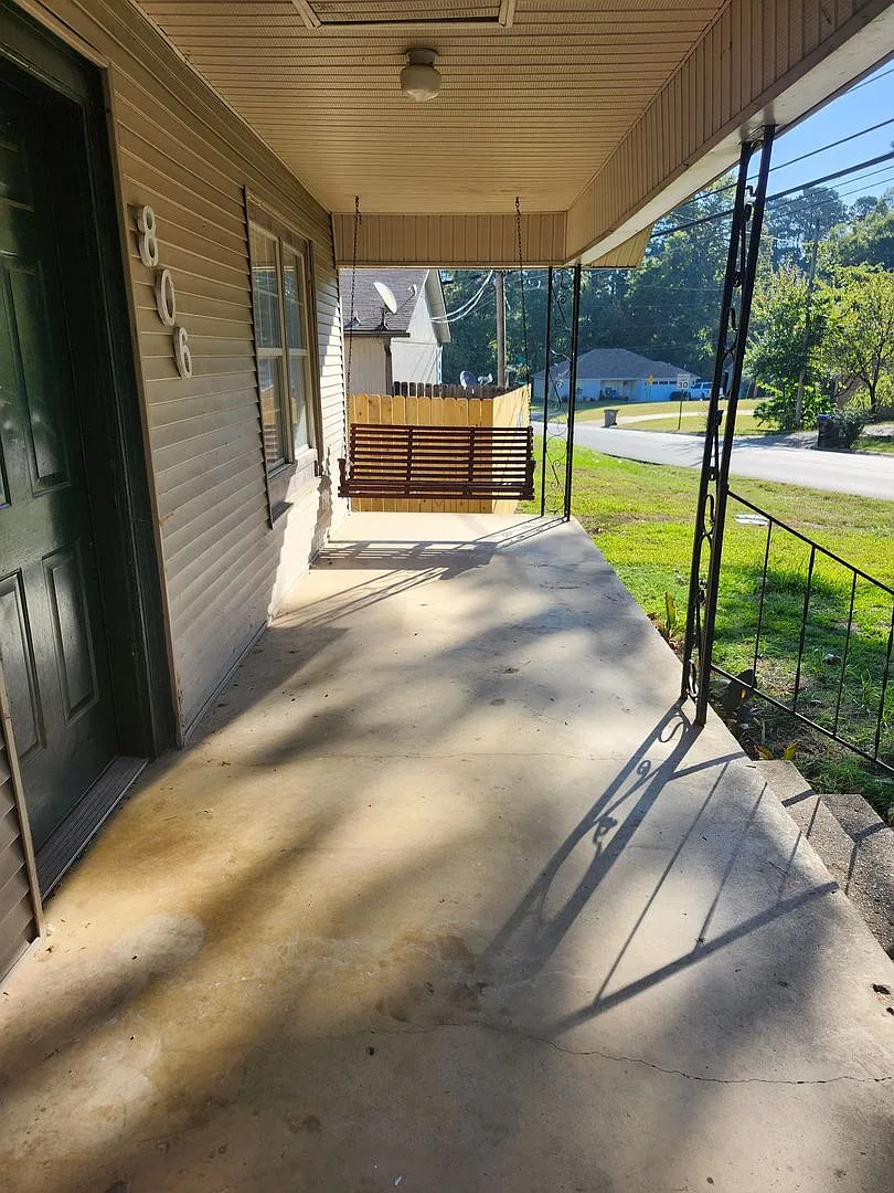 2Bed/1Bath House — Photo 3