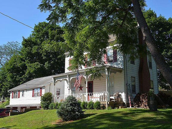2nd image of 5454 Mauser St