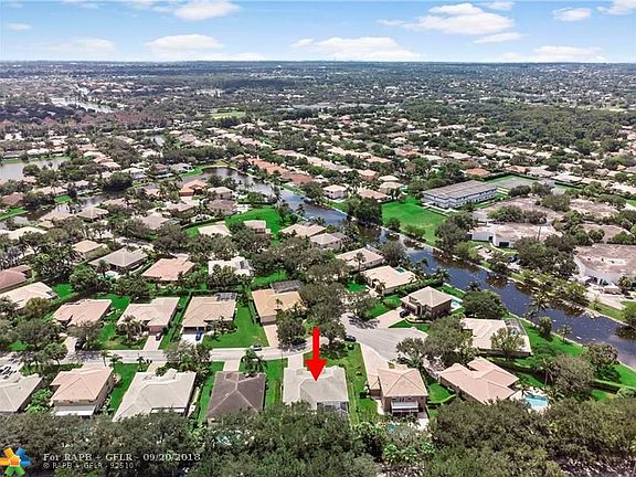 4th image of 5742 NW 50th Dr