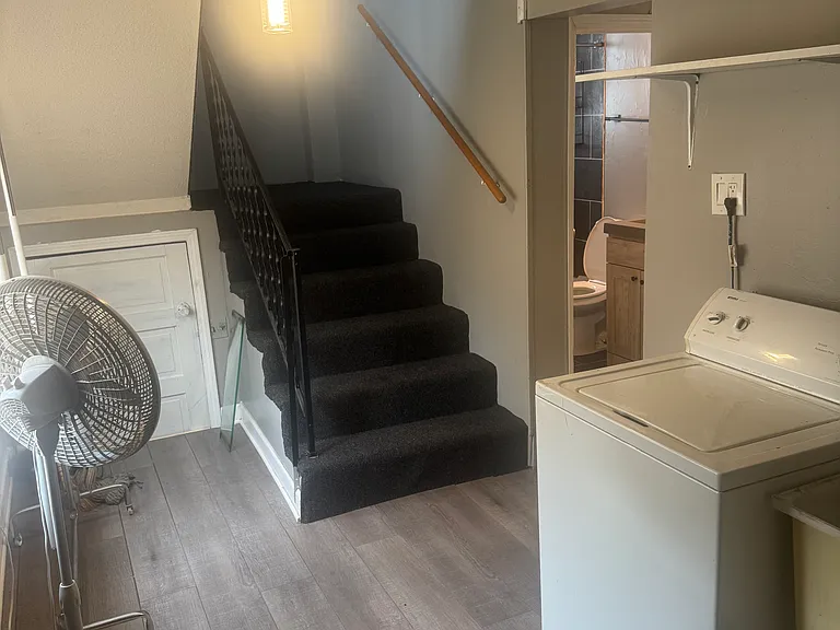 439 Pulaski Rd — Photo 9