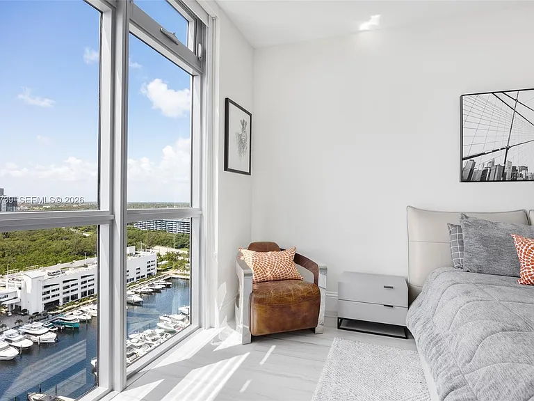 17301 Biscayne Blvd #2009 — Photo 16