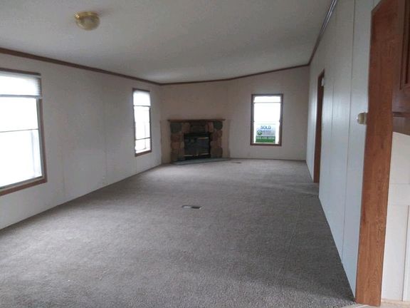 2nd image of 541 Elmwood Ln