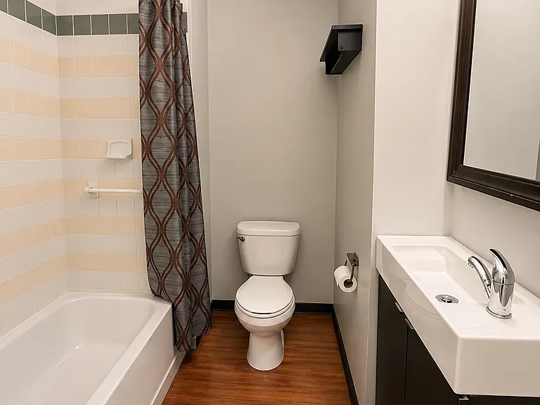 First floor back bathroom