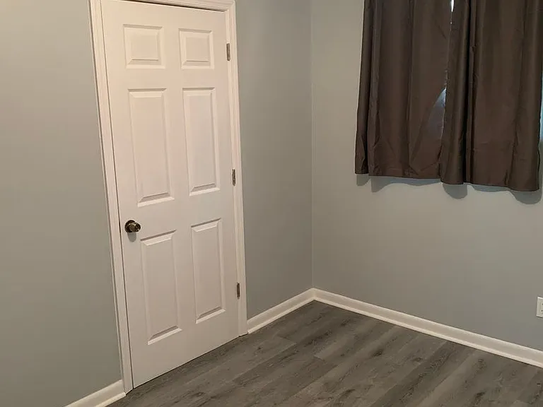 138 Hickory Dr — Photo 11