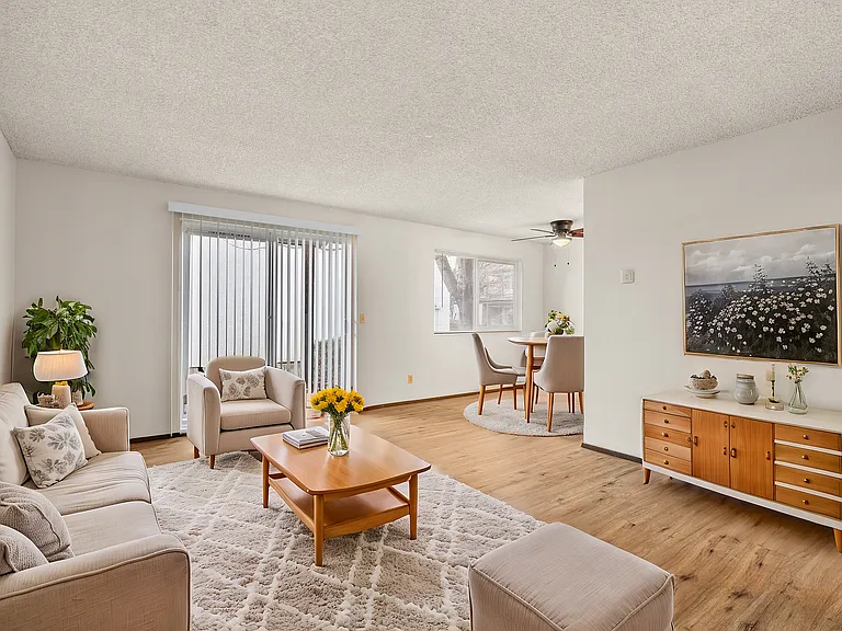 Palisades Apartments - Living Space * Palisades Apartments - Living Space *