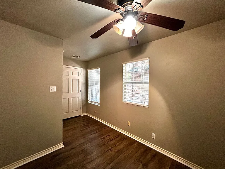 2714 Whitis Ave #B — Photo 15