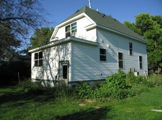 233 4th St NW, Winnebago, MN 56098