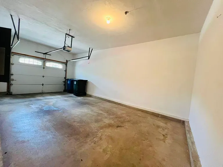 18 Dale St #8B — Photo 19