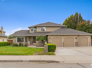 828 Amy Ct, East Wenatchee, WA 98802