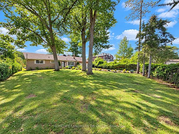 5th image of 91 Riveredge Dr