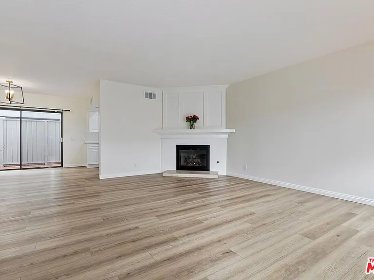 1508 Berkeley St #B — Photo 4