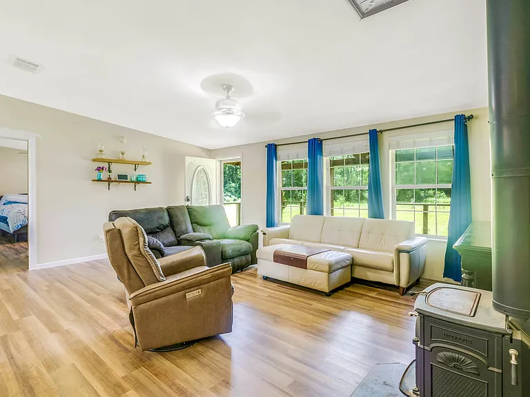 390 Bob Brooks Rd — Photo 34
