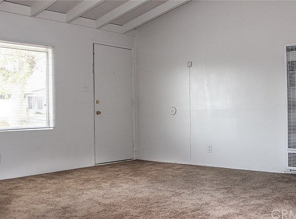 3rd image of 22383 Farragut Ave