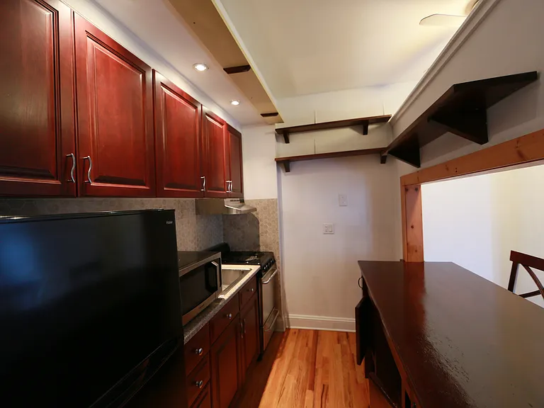 94 Washington St #20 — Photo 12