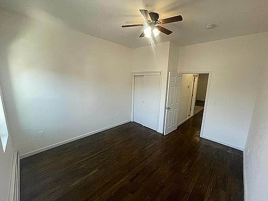 2nd image of 136 Sackman St #2L