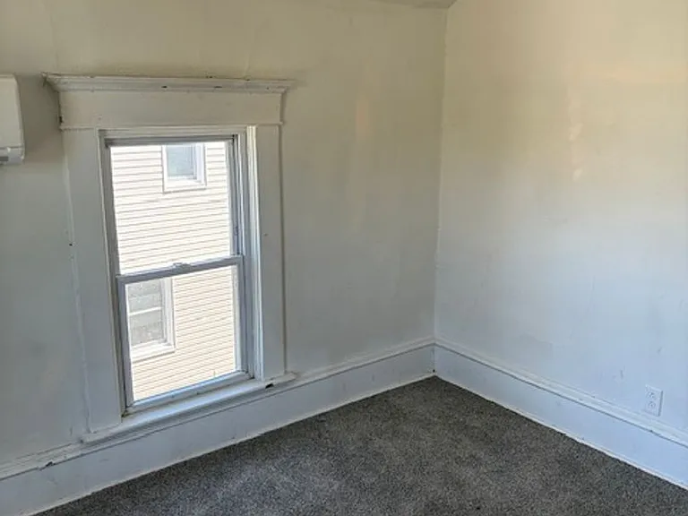 408 Oak Ave #B — Photo 3